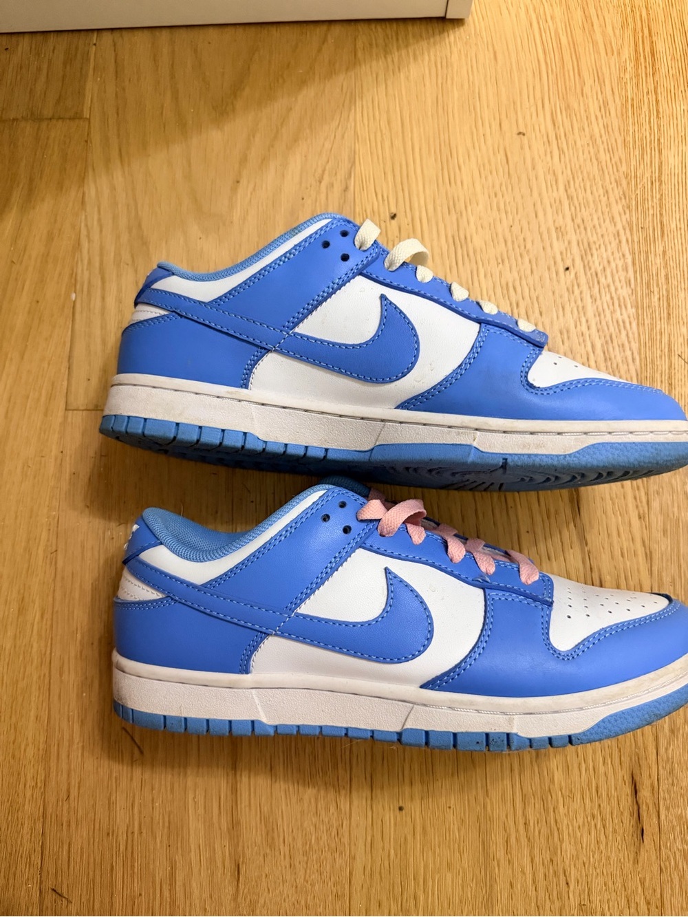 Nike light Blue Low-Top Sneakers